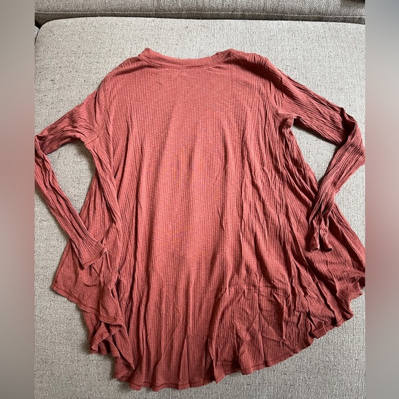 Lululemon Flowy Long Sleeve - Picture 4 of 4